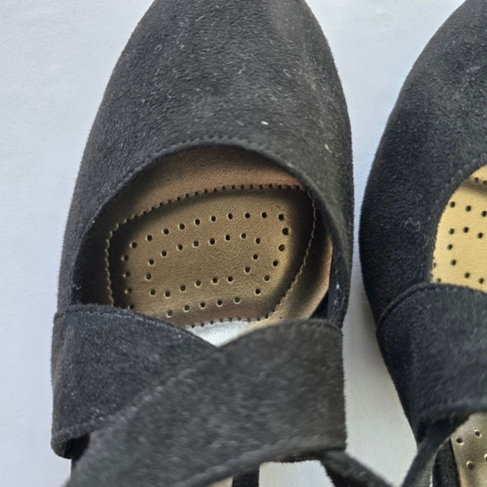 🆕️ Dexflex Comfort Black Suede Ankle Strap Women's Size 6.5 Block Heel Pumps - Picture 16 of 16